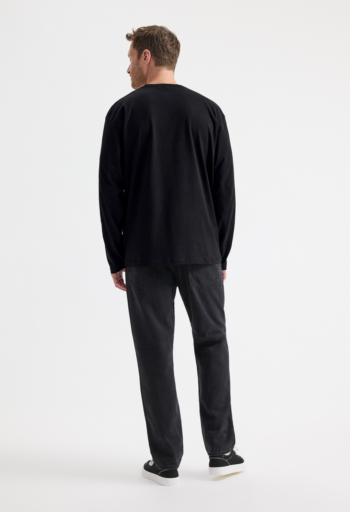 Long Sleeve Classic T-Shirt - Image 2