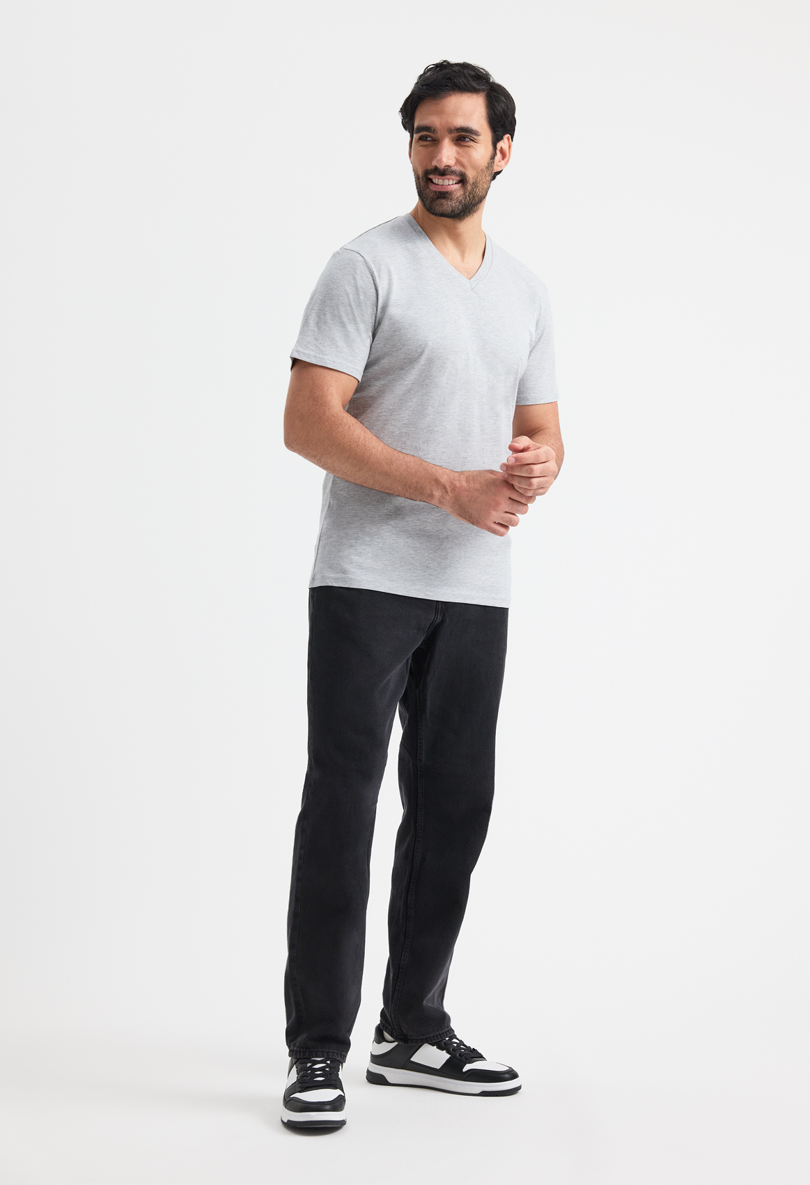 Classic V Neck T-shirt - Image 5